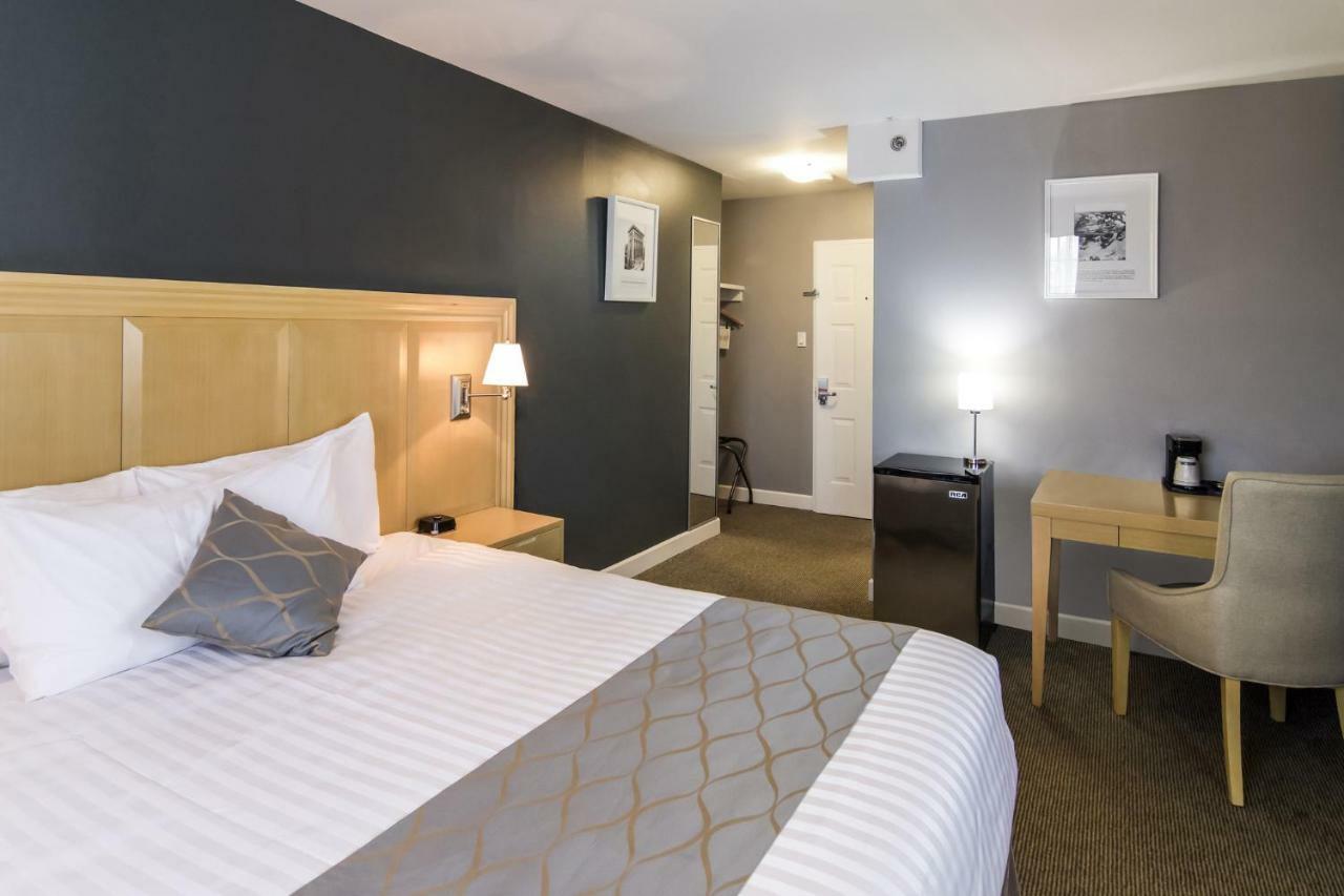 Red Lion Inn & Suites أبوتسفورد المظهر الخارجي الصورة