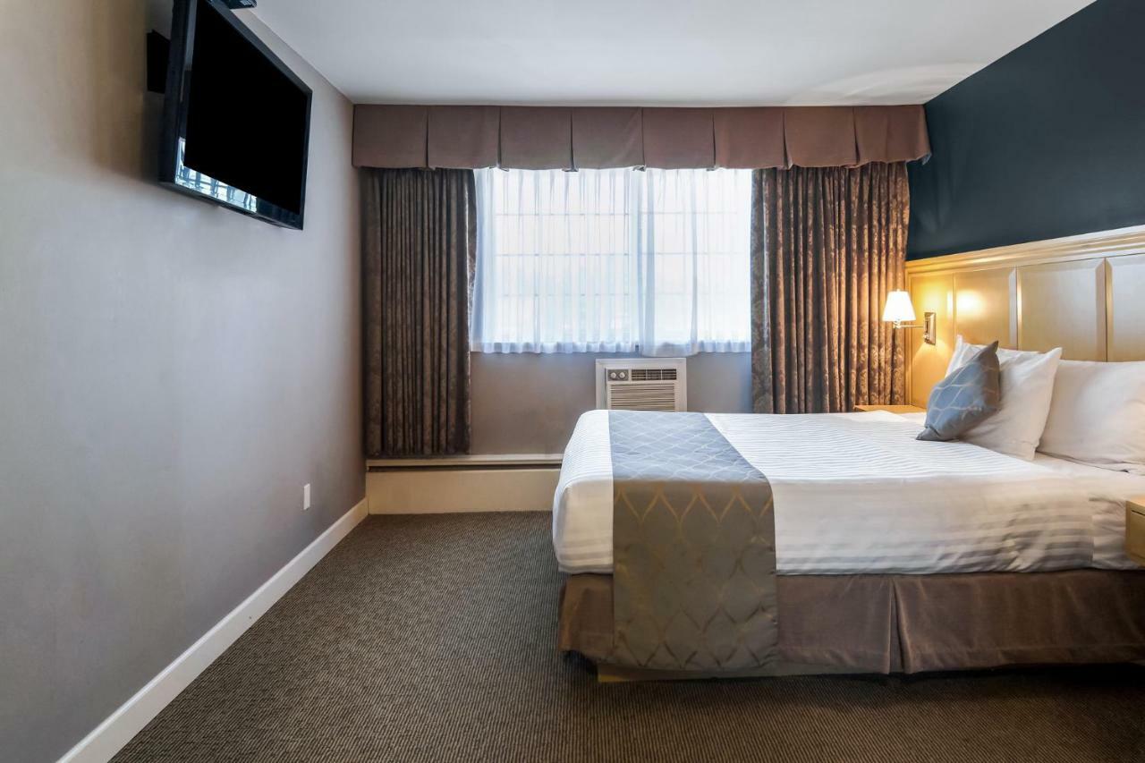 Red Lion Inn & Suites أبوتسفورد المظهر الخارجي الصورة